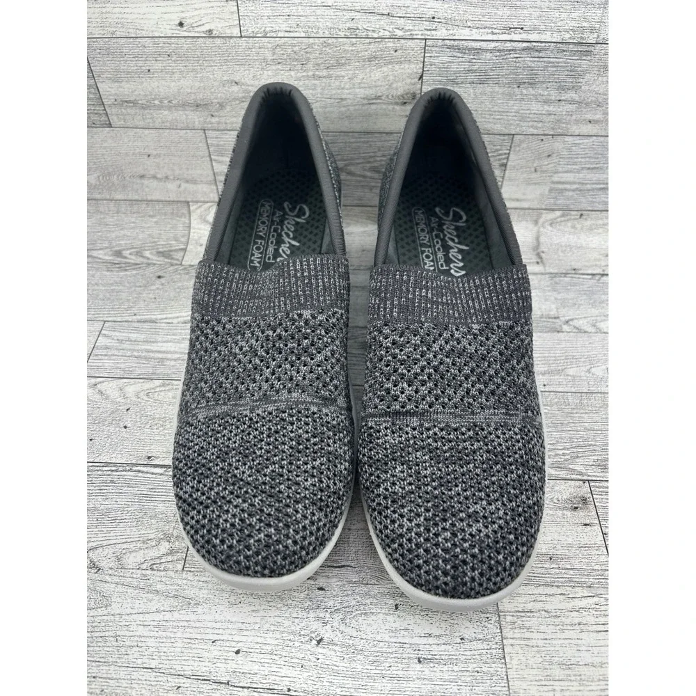 Skechers Womens 8.5 Slip On Knit Air‎ Cooled Memory Foam Sneakers Gray
